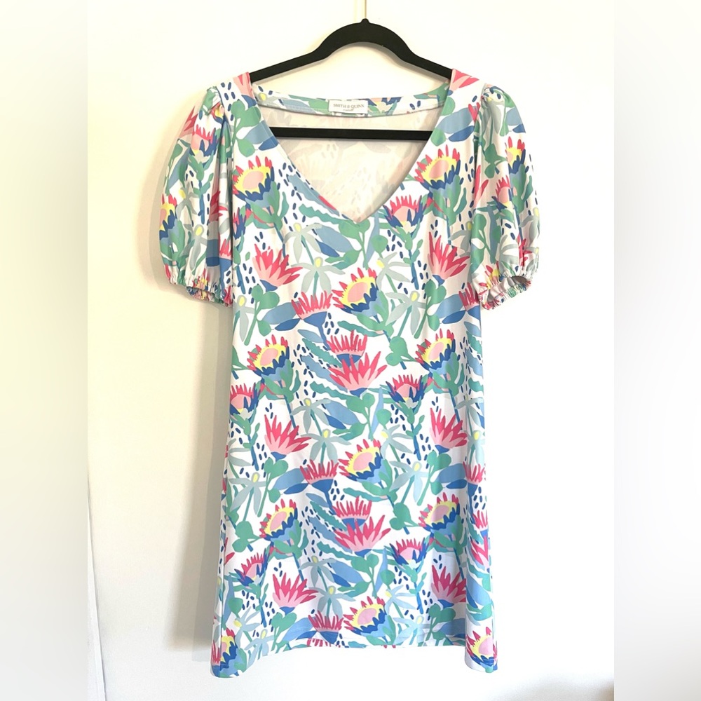 Smith & Quinn Short Sleeve Puff Sleeve Shift Dress